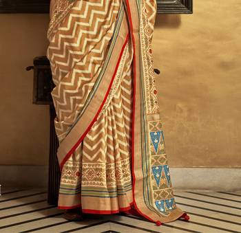 Mustard silk blend Blend Patola Saree With Unstitched Blouse Piece 4