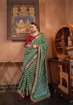 Green silk blend Blend Patola Saree With Unstitched Blouse Piece 1