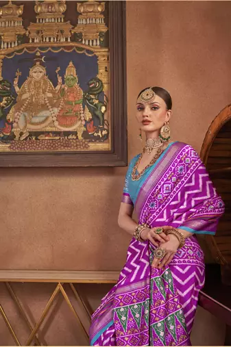 Purple silk blend Blend Patola Saree With Unstitched Blouse Piece