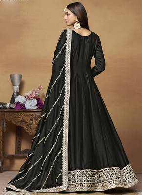 Black art silk embroidered anarkali suit 4