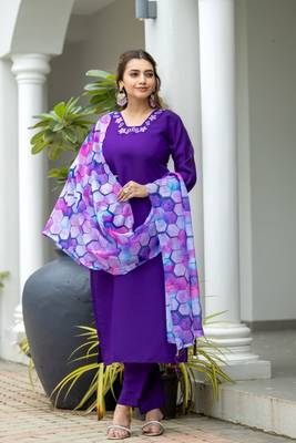 Embroidery Neck with Rayon Slub Fabric Straight Kurta, Pant and Dupatta Set 1