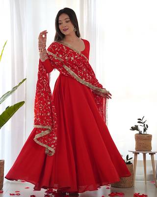 Women georgette fully flair anarkali ,pant with duppta set 1