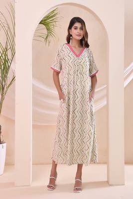 Ivory chevron print kafty lounge dress 1