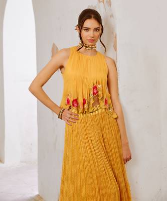 Gulbahar daisy gulshan boho top with printed chiffon skirt & belt set. 3