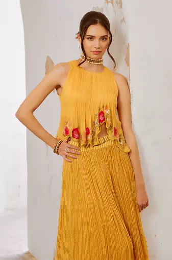 Gulbahar daisy gulshan boho top with printed chiffon skirt & belt set.