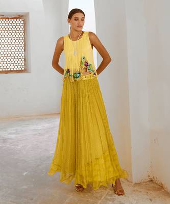 Gulbahar lime gulshan boho top with printed chiffon skirt & belt set. 2