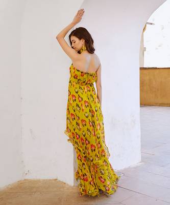 Gulbahar bumble bee green halter maxi with belt set. 2