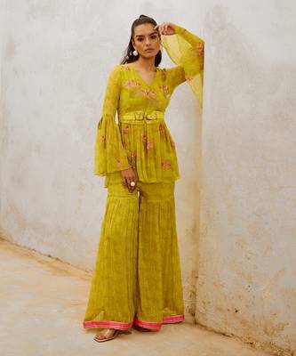 Lemon  green chiffon guldasta tunic with jugnu sharara and belt set 4
