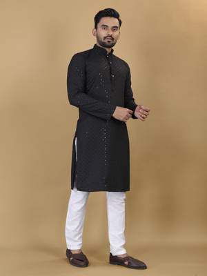 Black embroidered rayon straight kurta 3