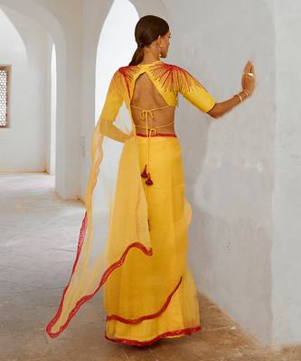 Gulbahar daisy yellow mimosa florgeous saree blouse set 4