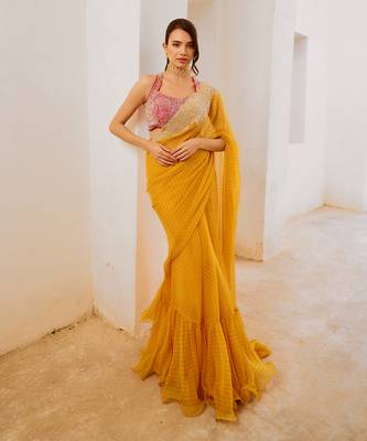 Marigold gulbahar saree with laal blouse set 3