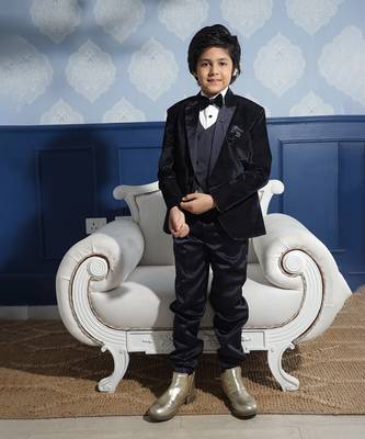 Self-textured party wear coat suit set for boys 4