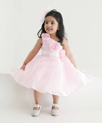 Baby pink coloured birthday frock for baby girls 2