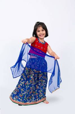Twisha girls embroidered top with printed ghagra & dupatta set- red & blue 5