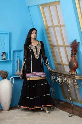 Nikhaar black embroidered georgette straight cut kurta & Only