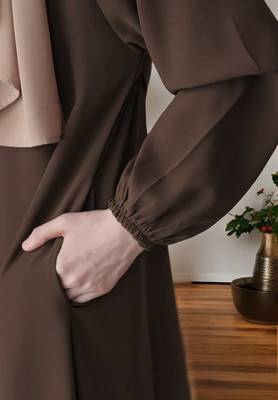 Flared A-Line Abaya with Elasticated Sleeves and Button Yoke 3