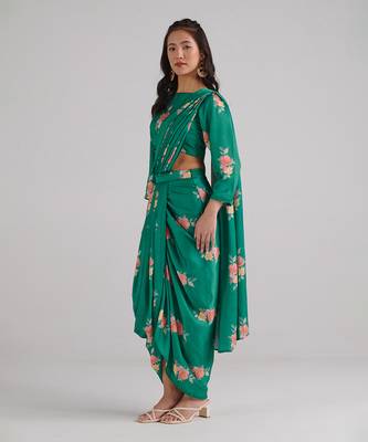 Green printed  satin saree set 4