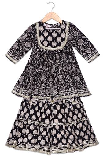 Aatya Kiids black embellished 3 dori kurti with sharara
