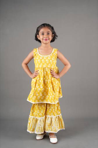 Aatya Kiids yellow printed sleeveless kurta with gota work with sharara