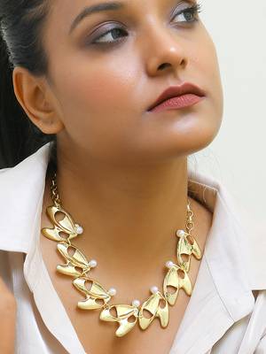 Pearl studded designer leaf link gold-plated necklace 2