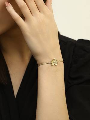 Women gold plated flower design adjustable bracelet 2