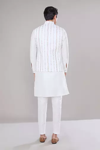 Off white embroidered kurta-jacket set