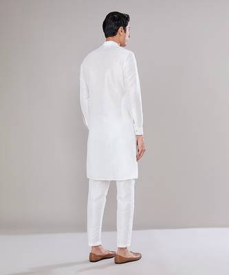 Off white embroidered kurta-jacket set 4