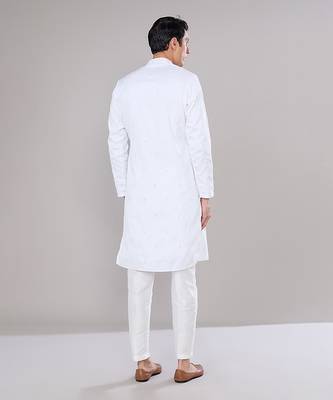 Off white embroidered kurta set 2
