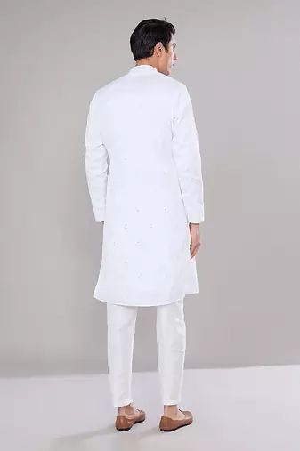Off white embroidered kurta set