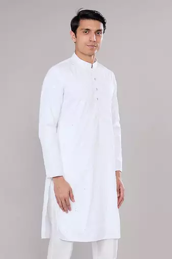 Off white embroidered kurta set