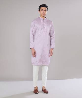 Lilac embroidered kurta set 1