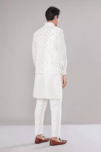 Off white embroidered kurta-jacket set