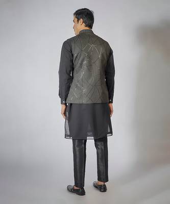 Black zipper embroidered kurta-jacket set 2