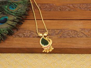 Kerala style gold plated palakka peacock necklace 2