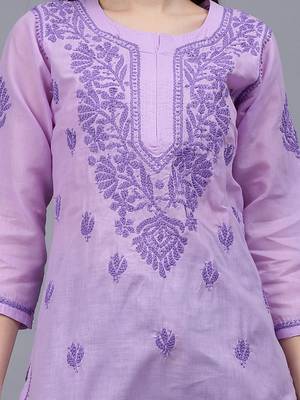 hand embroidered mauve cotton lucknowi chikankari top 3