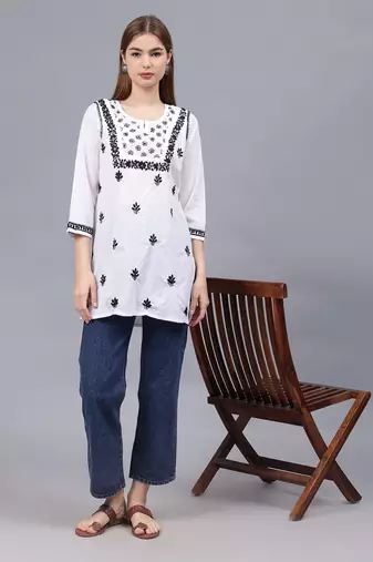 hand embroidered white cotton lucknowi chikankari top