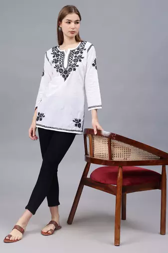 hand embroidered white cotton lucknowi chikankari top