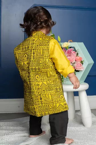 Yellow chanderi silk embroidered thread nehru jacket with kurta set