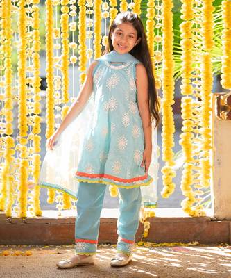 Blue crepe embroidered sequin panelled kurta pant set 1