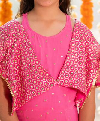 Pink embroidered jumpsuit with shrug 4