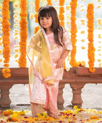 Pink velvet embroidered gota kurta and palazzo set 1