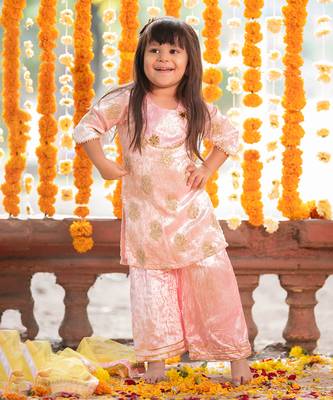 Pink velvet embroidered gota kurta and palazzo set 3