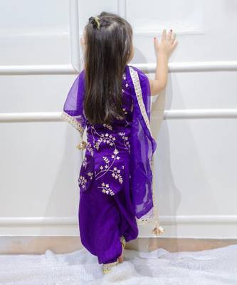 Purple gajji silk embroidered zari kurta dhoti pant set 2