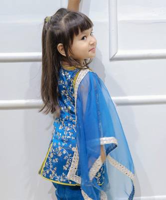 Peacock blue embroidered silk kurta with dhoti and dupatta 2