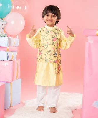 Yellow pure chanderi silk embroidered floral kurta and pyjama set 2
