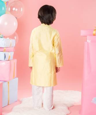 Yellow pure chanderi silk embroidered floral kurta and pyjama set 3