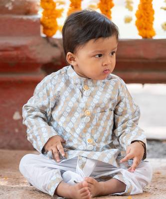 Grey cotton printed foil pattern kurta and dhoti pant set 2