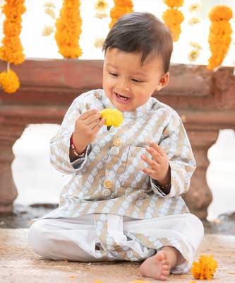 Grey cotton printed foil pattern kurta and dhoti pant set 3