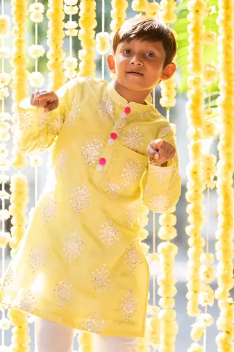 Lemon green crepe silk & cotton silk thread embroidered kurta set