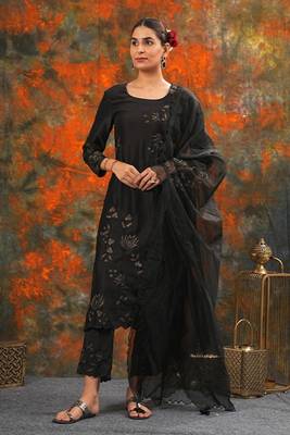 Nandini - Black Suit Set 1